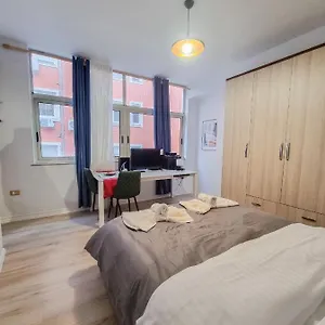  Apartamento Cozy In Center Albania